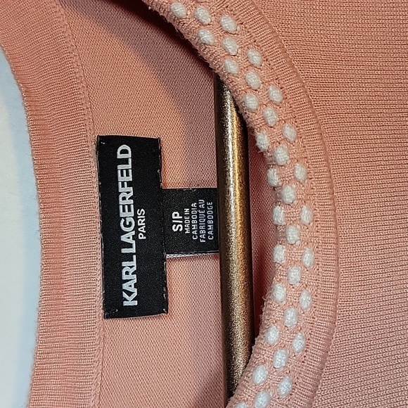 Pink Karl Lagerfeld knit t-shirt with white stitching detail on neckline. Small - Picture 4 of 8